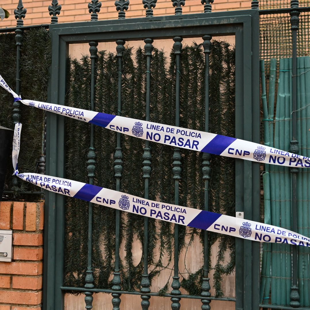 Detenidos tres menores acusados del asesinato de una educadora en Badajoz tras darse a la fuga