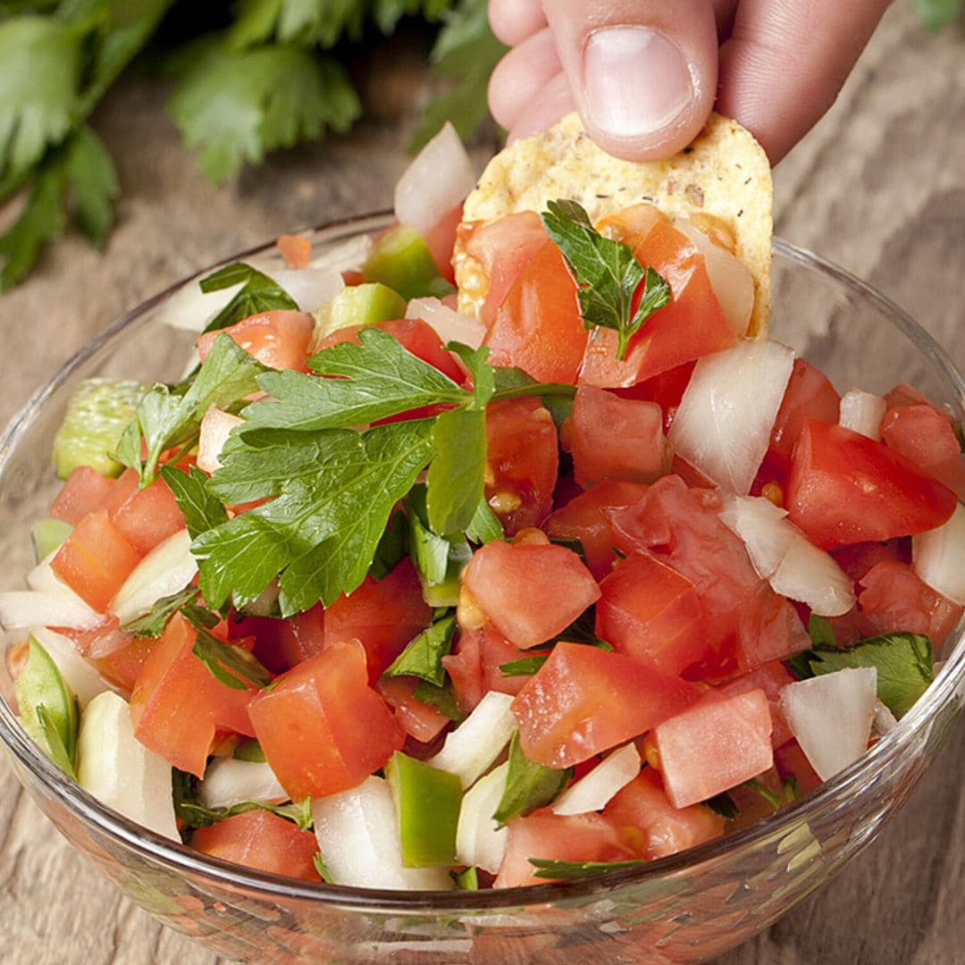 Salsa pico de gallo: así puedes hacerla en casa y darle frescor a tus platos