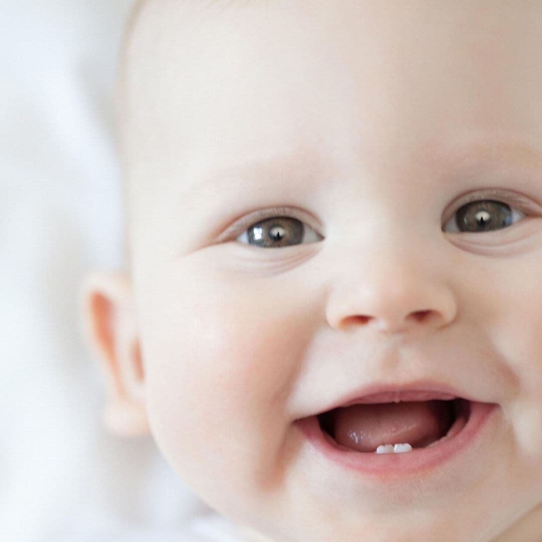 ¿Cuándo le saldrán los dientes y en qué orden?