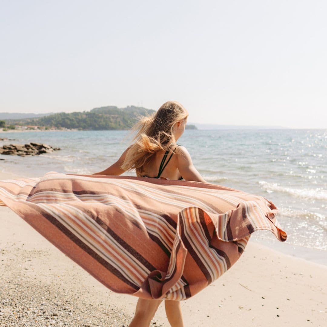 Las toallas de playa más bonitas por menos de 25 euros