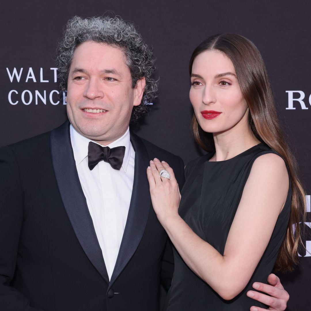 María Valverde y Gustavo Dudamel, juntos sobre el escenario y siete años de sólida relación