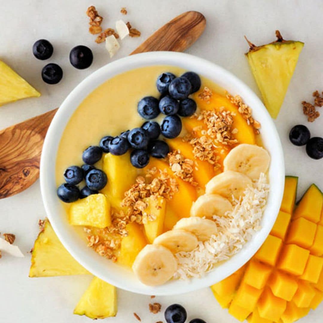 'Smoothie bowl' de piña, mango y plátano