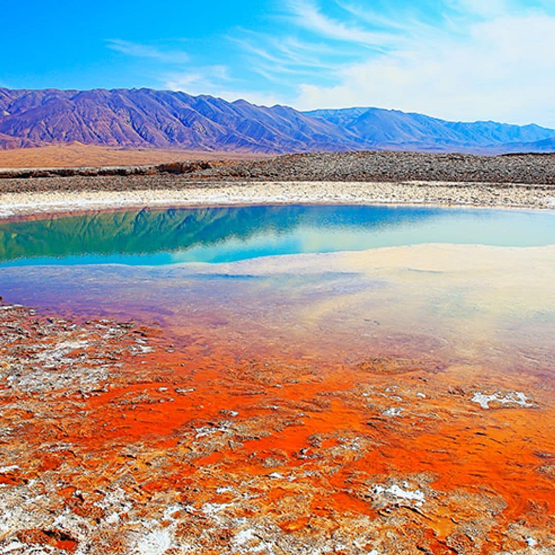 Letales, sagrados, impresionantes...ocho de los lagos más singulares del mundo