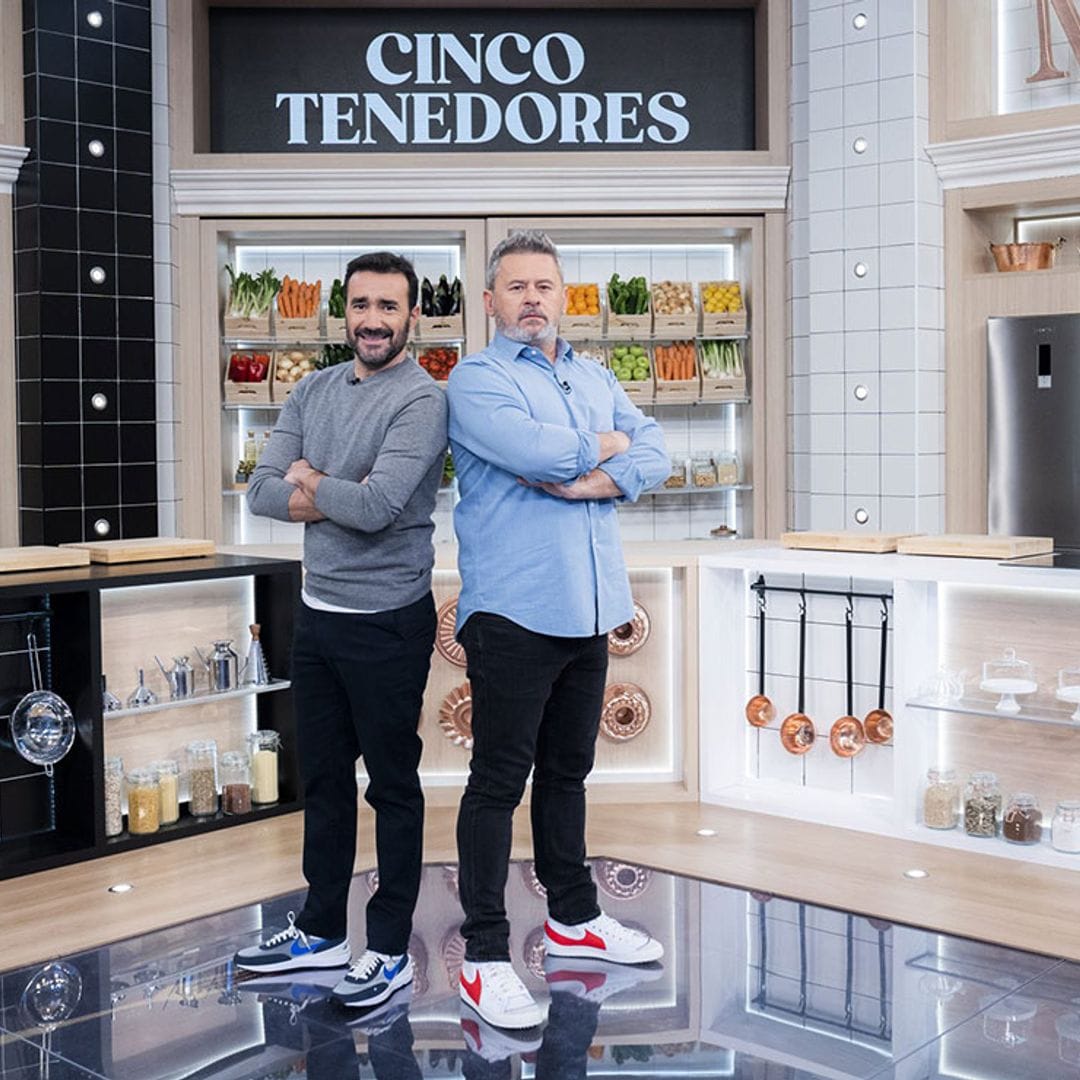 Miki Nadal y Juanma Castaño estrenan 'Cinco tenedores' su nuevo programa de cocina