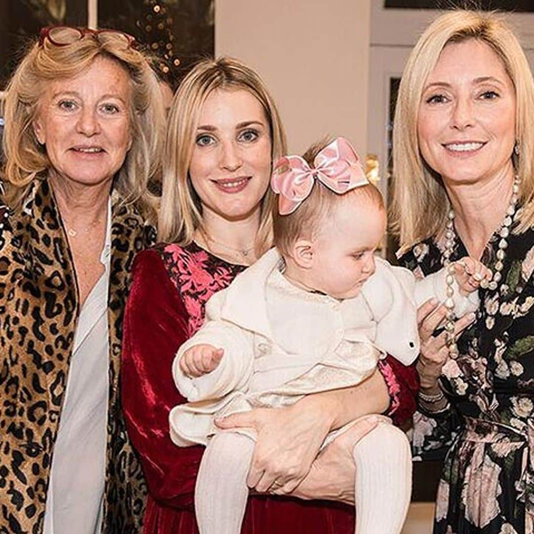 ¡Una mamá muy 'chic'! Ekaterina de Hannover se lleva a su hija a la nueva tienda de Marie Chantal de Grecia