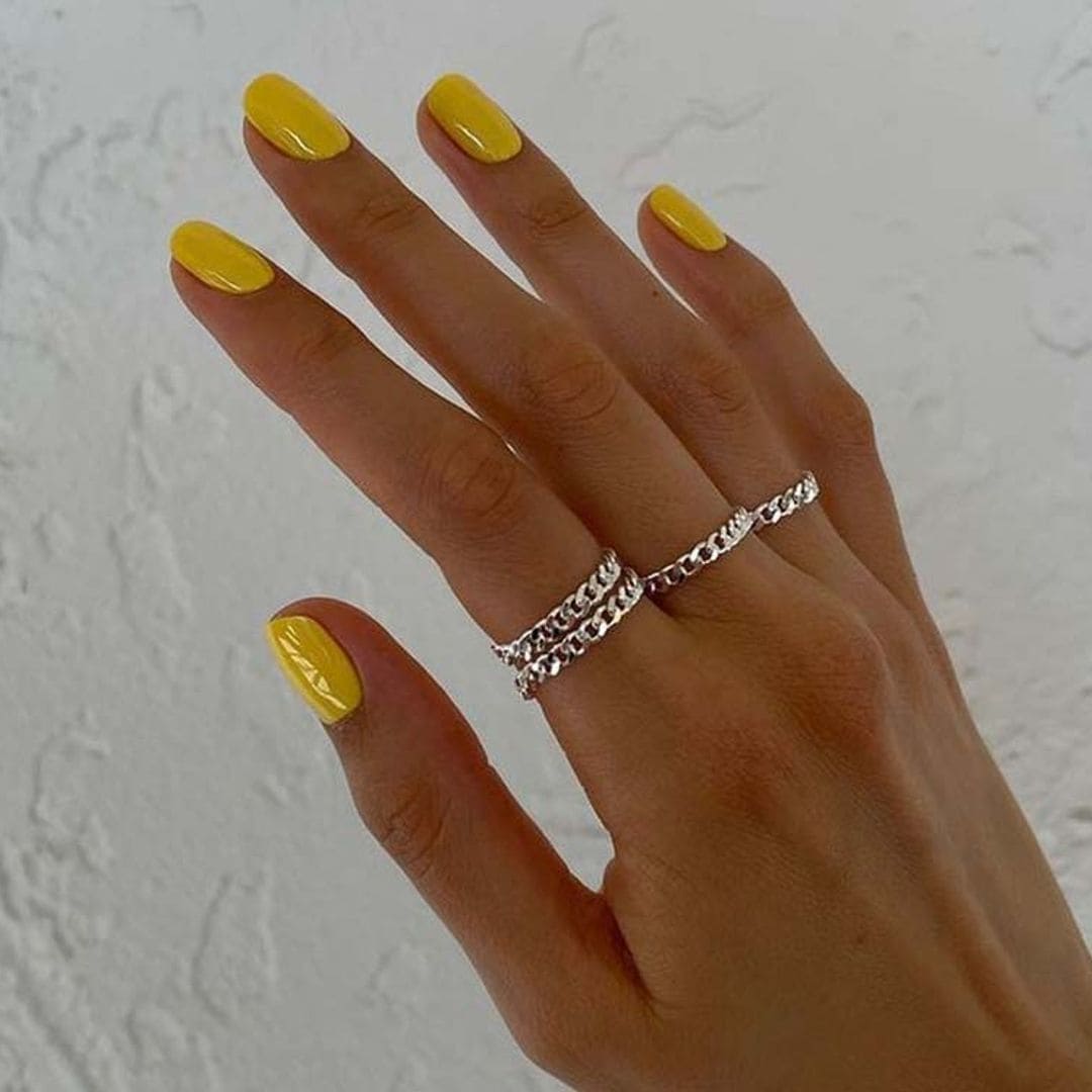 ¿Llevas las uñas cortas? Estos diseños de tendencia te inspirarán en tu próxima manicura