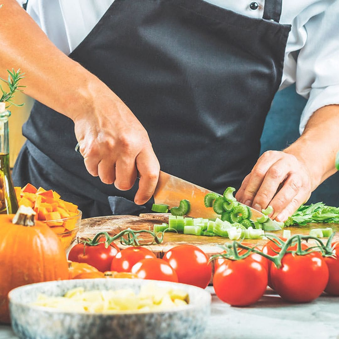 De las verduras ¡no tires nada! aprovecha tallos, hojas y recortes