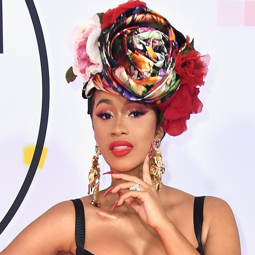 Cardi B se ofreció a pagar los costos funerarios de las víctimas del incendio en El Bronx