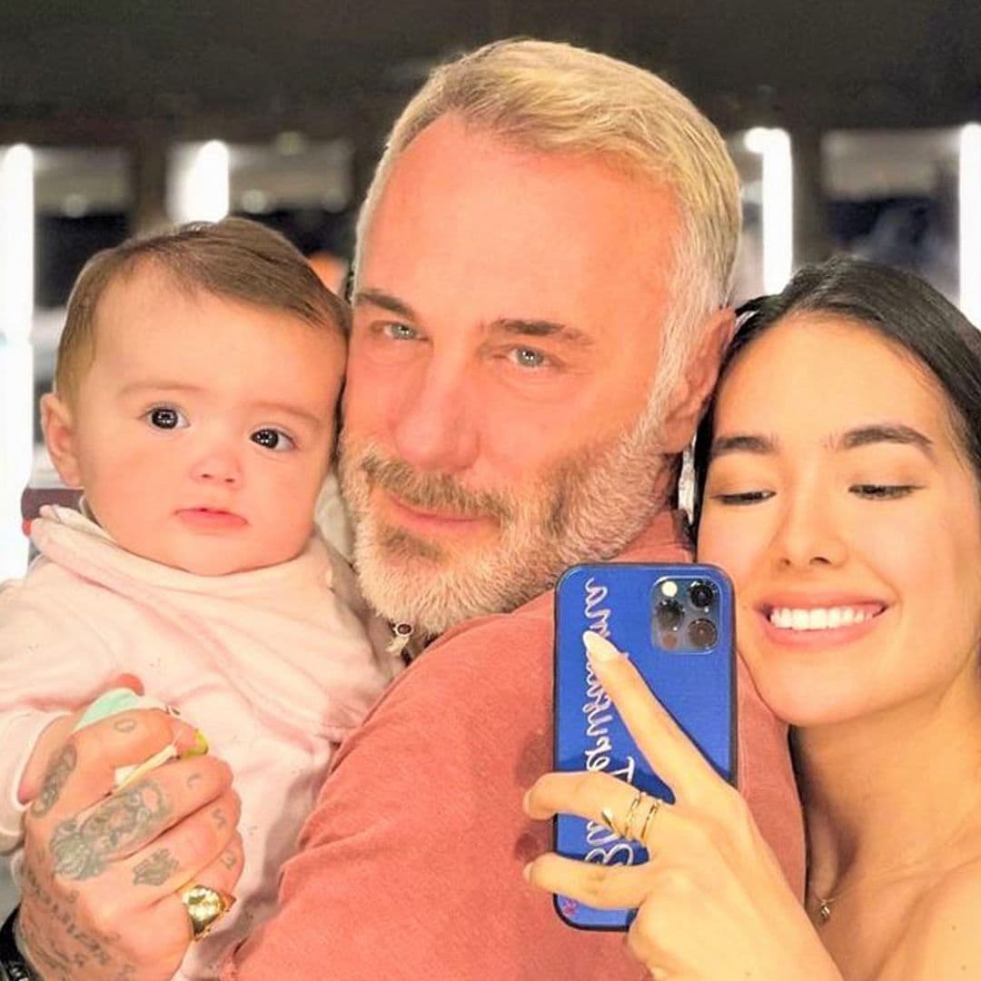 El tierno vídeo de Gianluca Vacchi cantándole 'Bella y bestia’ a su bebita, mientras cae rendida de sueño