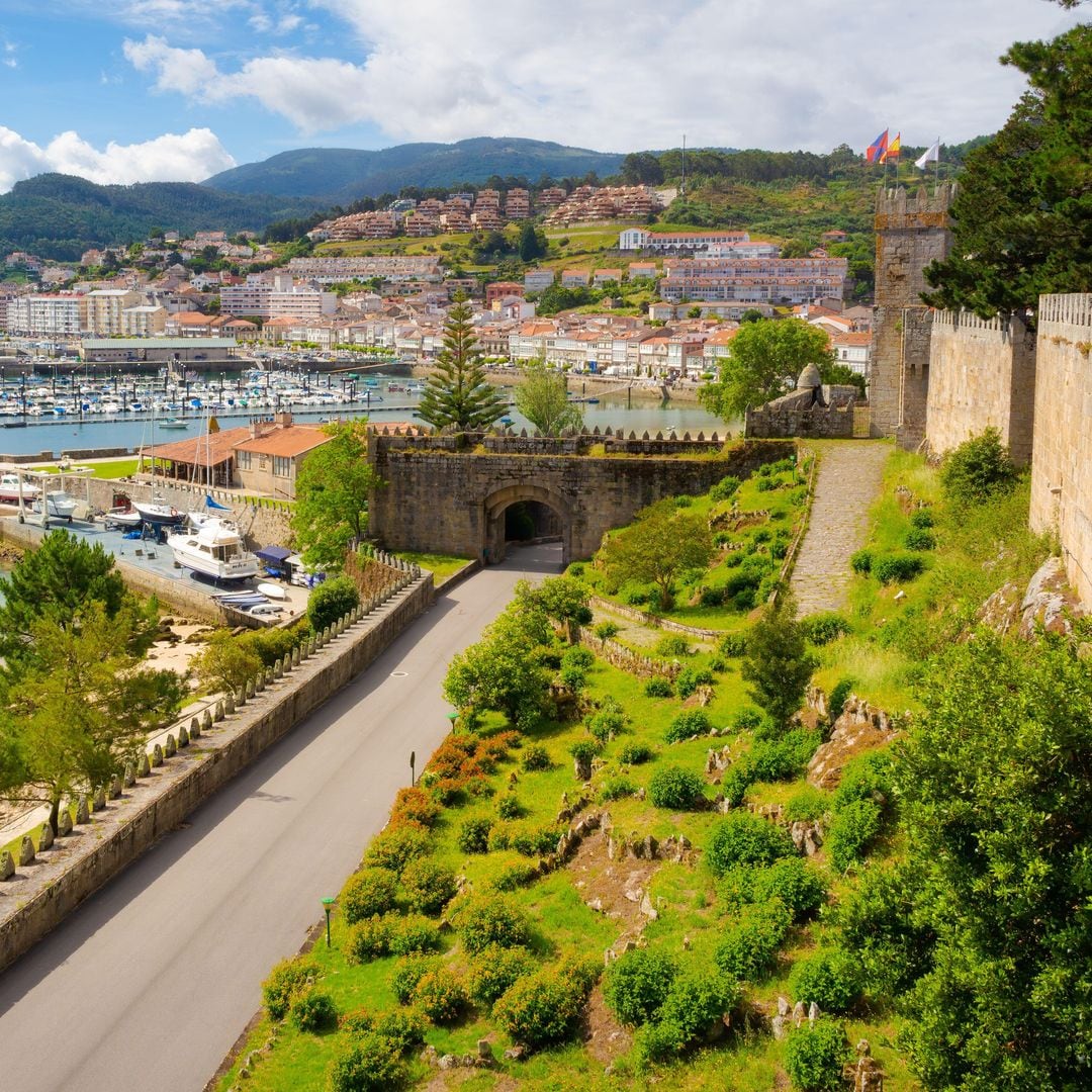 Bayona, la preciosa villa costera que Colón puso en el mapa