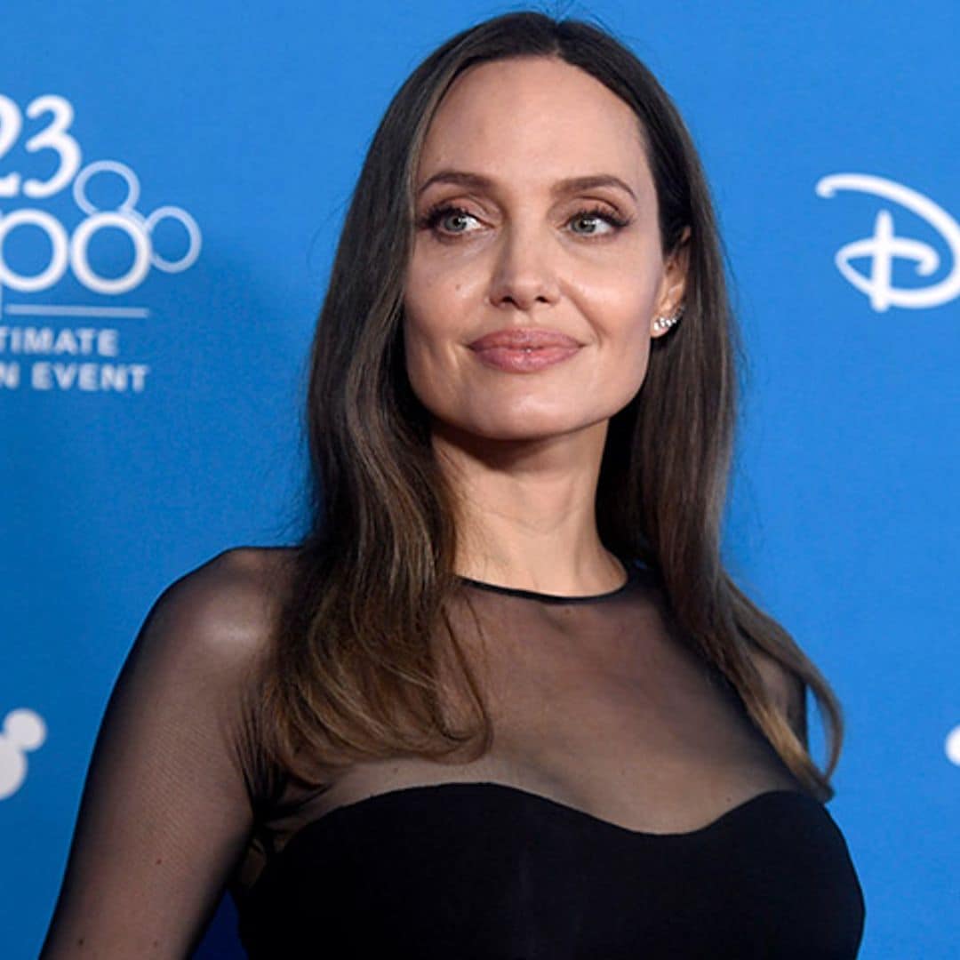 Angelina Jolie y la versión 'midi' de su vestido con abertura más famoso