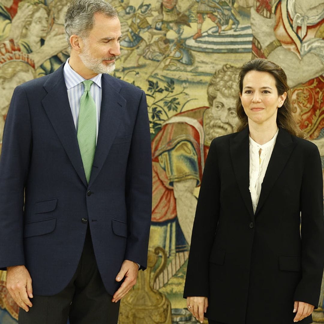 Te contamos quién es la duquesa de Arcos, la primera mujer al frente de la Grandeza de España, que se ha reunido con el Rey