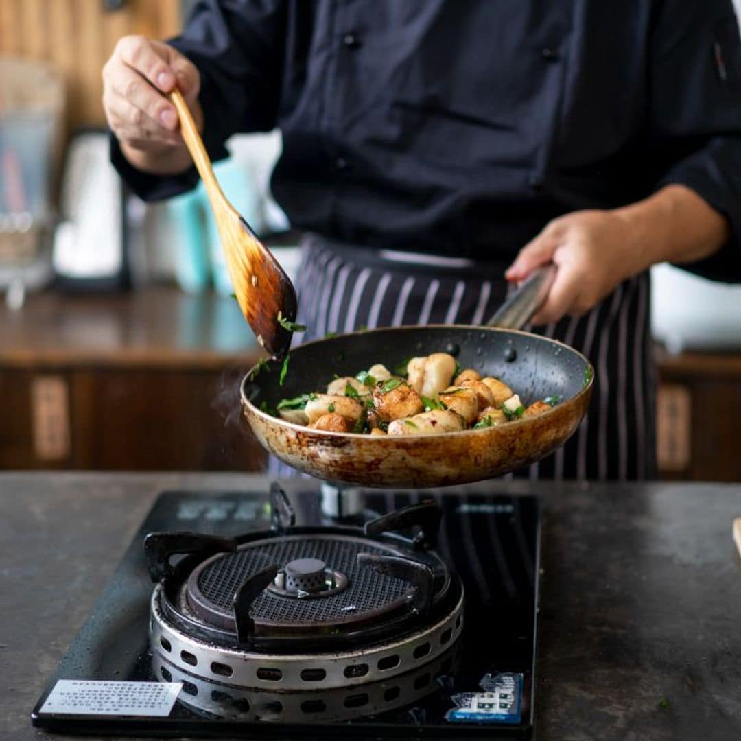 Éstas son las 6 sartenes 'wok' mejor valoradas y más recomendadas por los expertos
