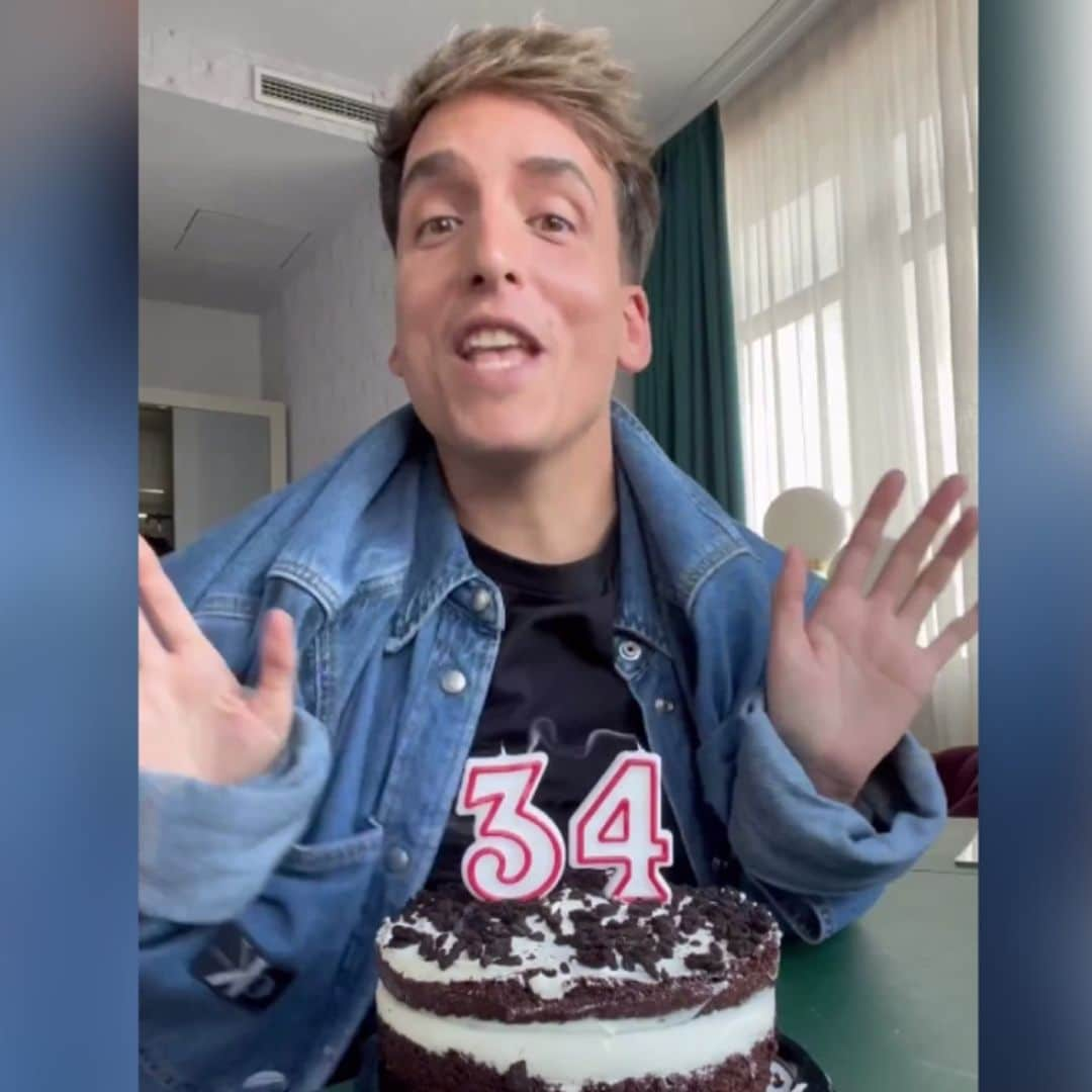 El hilarante vídeo de Xuso Jones para celebrar su 34 cumpleaños en el que casi se ahoga