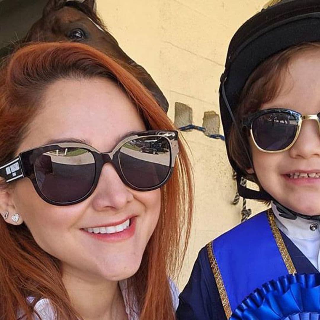Orgullosa, Sherlyn comparte el gran logro de André en la equitación: ‘Es un niño muy determinado’