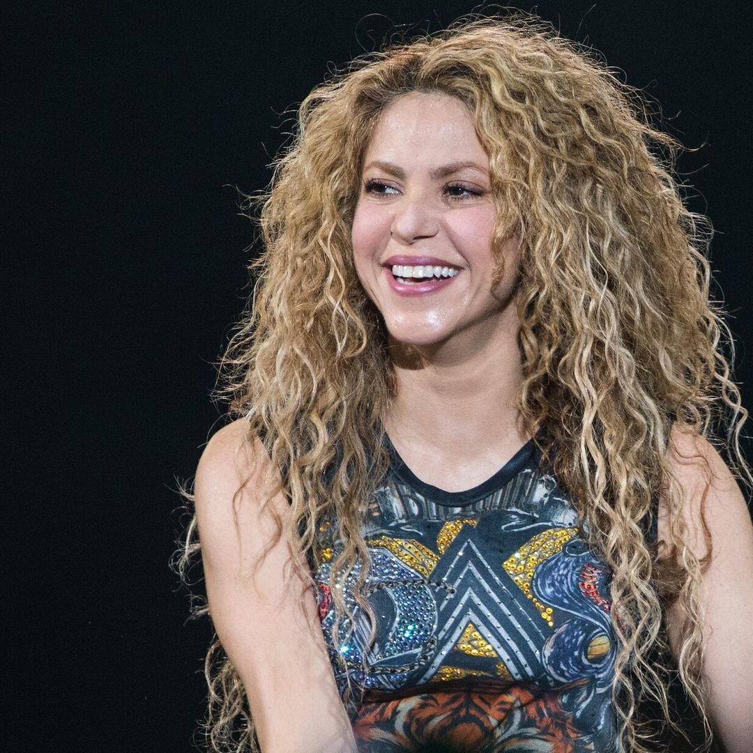 ¿Cómo es la relación de Shakira con sus hermanos?