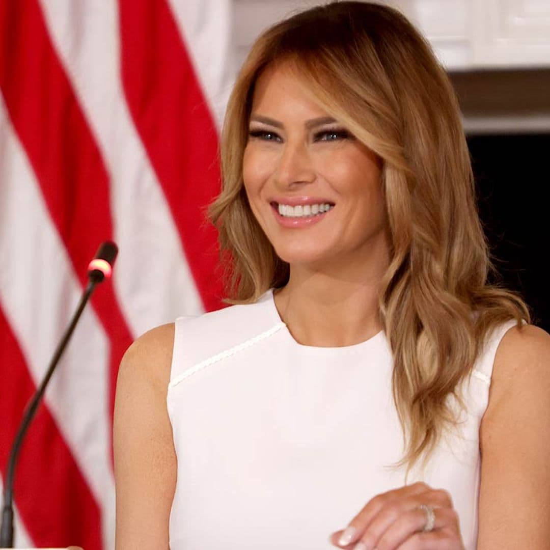 Melania Trump se fija en el primer look premamá de Meghan Markle