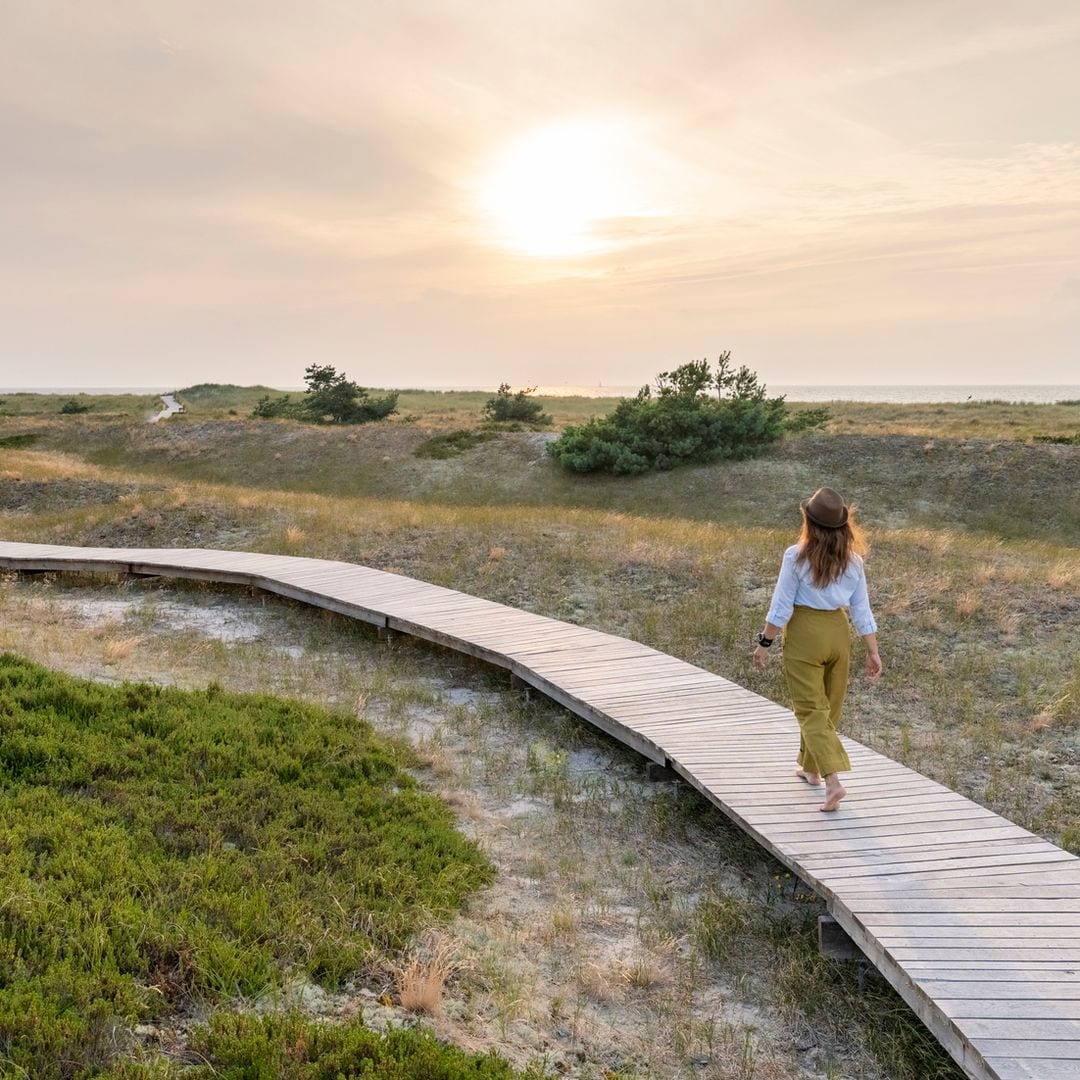 ¿Te animas a meditar mientras caminas? Te contamos los beneficios de esta práctica