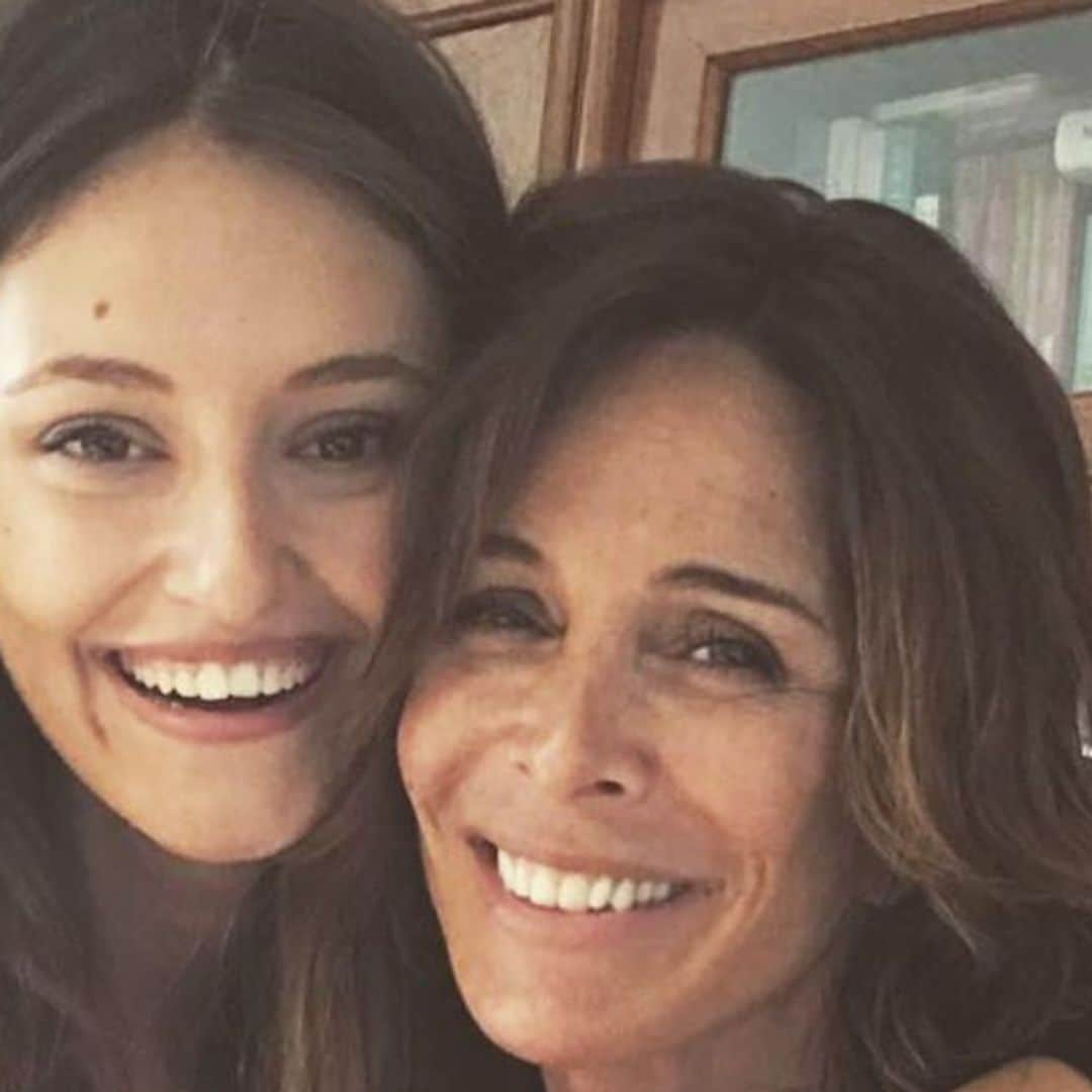 Andrea Molina abre su álbum de fotos de infancia junto a su madre, Lydia Bosch