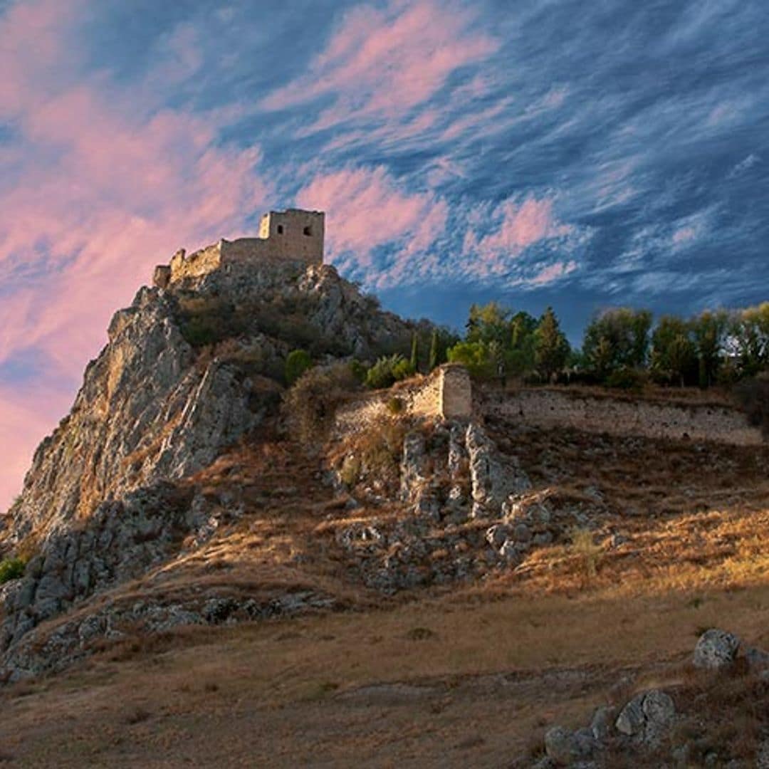 Los castillos más bellos de España entre Córdoba y Granada