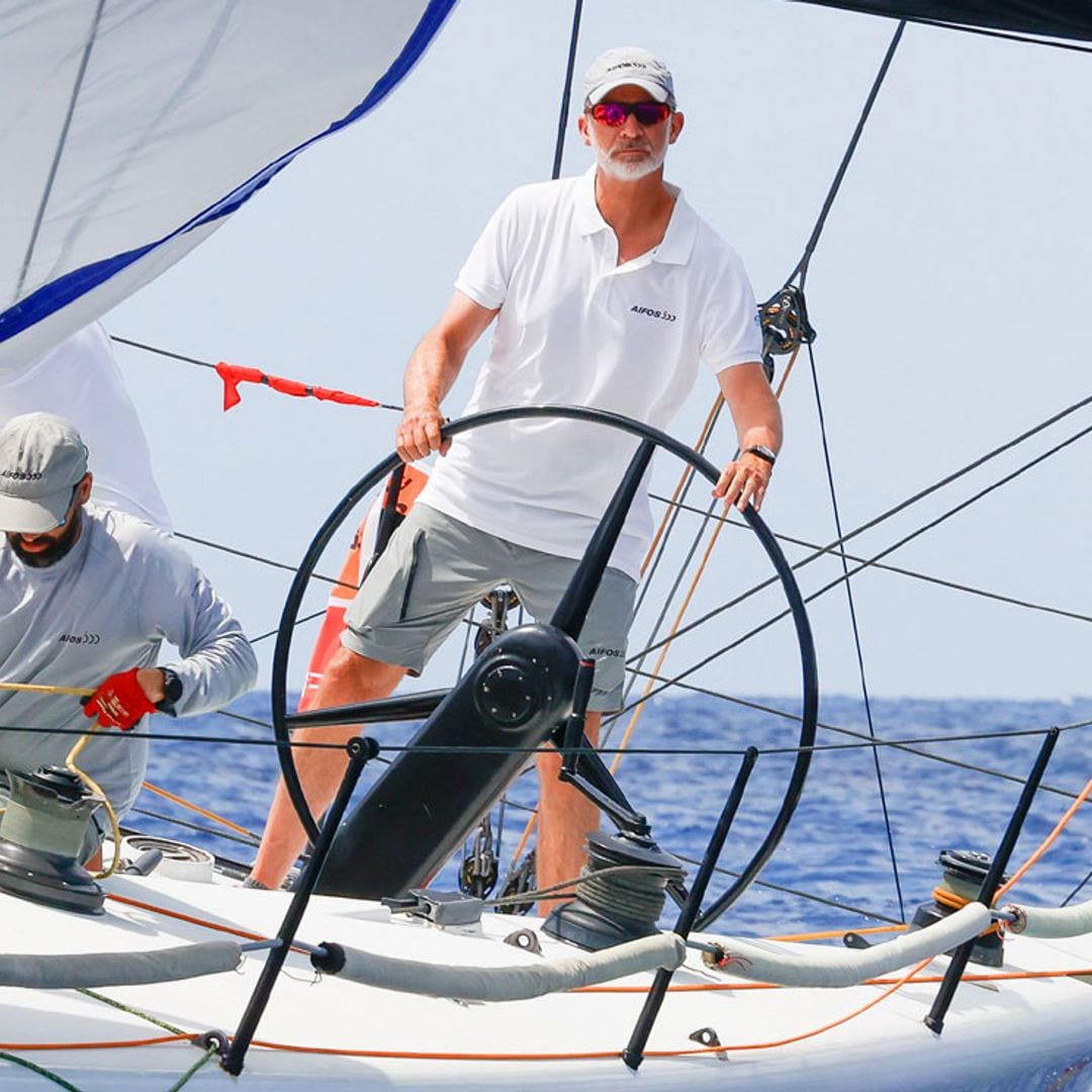 Don Felipe se sube por primera vez al podio en la Copa del Rey MAPFRE de vela