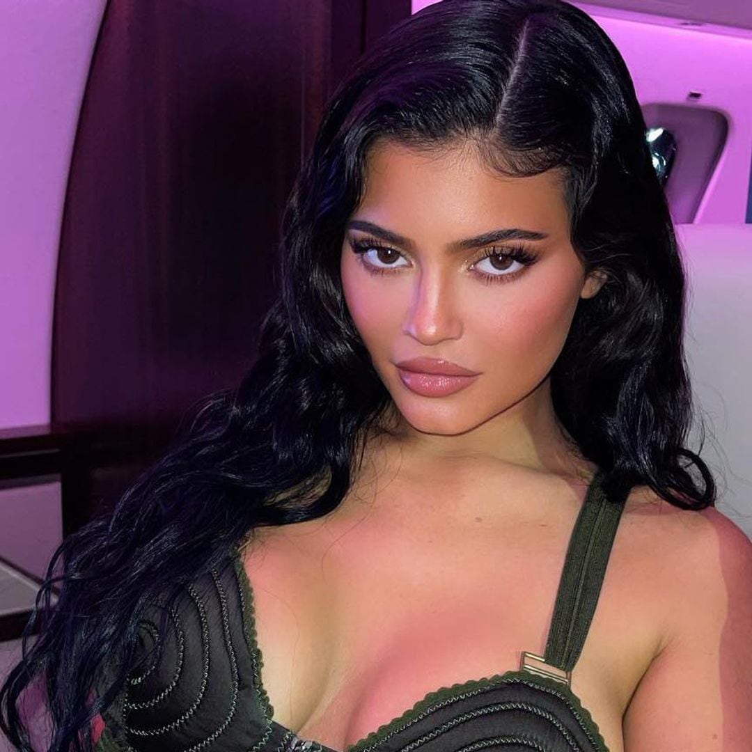 Kylie Jenner se sincera sobre los días postparto: ‘No ha sido fácil para mí’