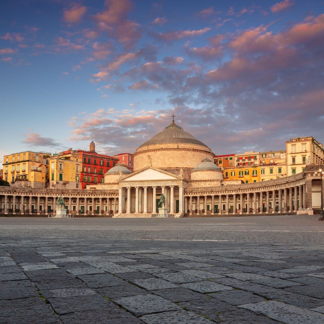 Plaza del Plebiscito al atardecer, Nápoles