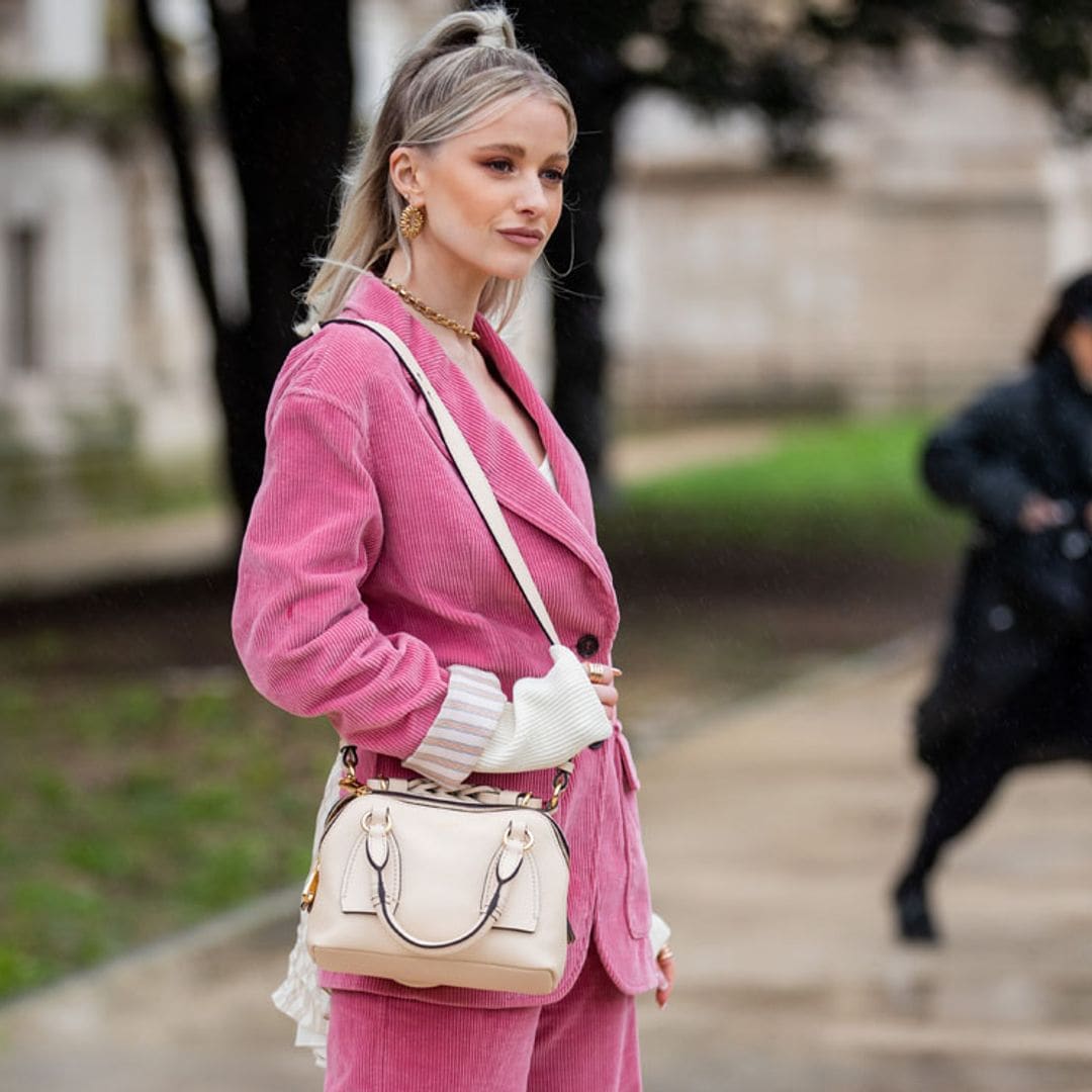 Esta temporada seguirás llevando traje, pero de pana