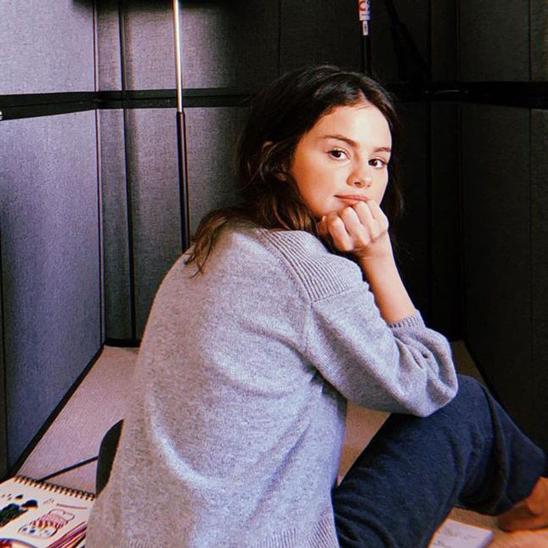 Selena Gomez confiesa que tiene manos débiles por el Lupus al no poder exprimir un limón