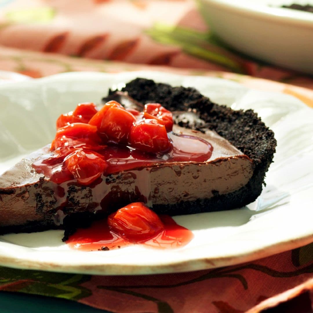 Tarta de chocolate con compota de frambuesas