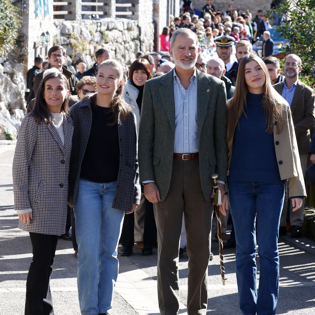 La visita sorpresa de la familia real a Catarroja, donde ha caído el tercer premio de la Lotería