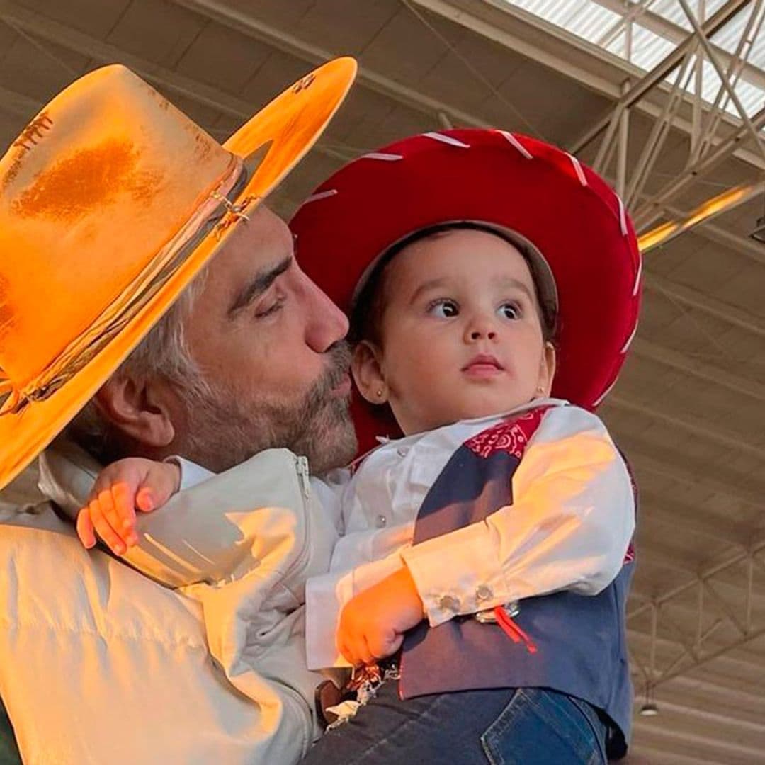 Con una tierna foto de su nieta Cayetana, Alejandro Fernández confiesa cuánto la echa de menos