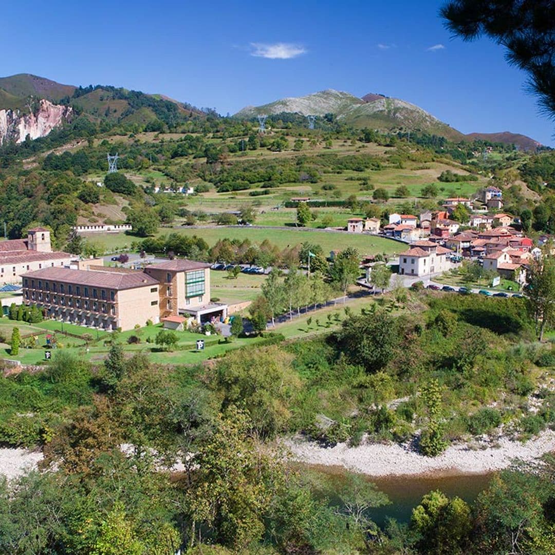 Un día de pastoreo, baños de bosque y otras experiencias apasionantes en Cangas de Onís