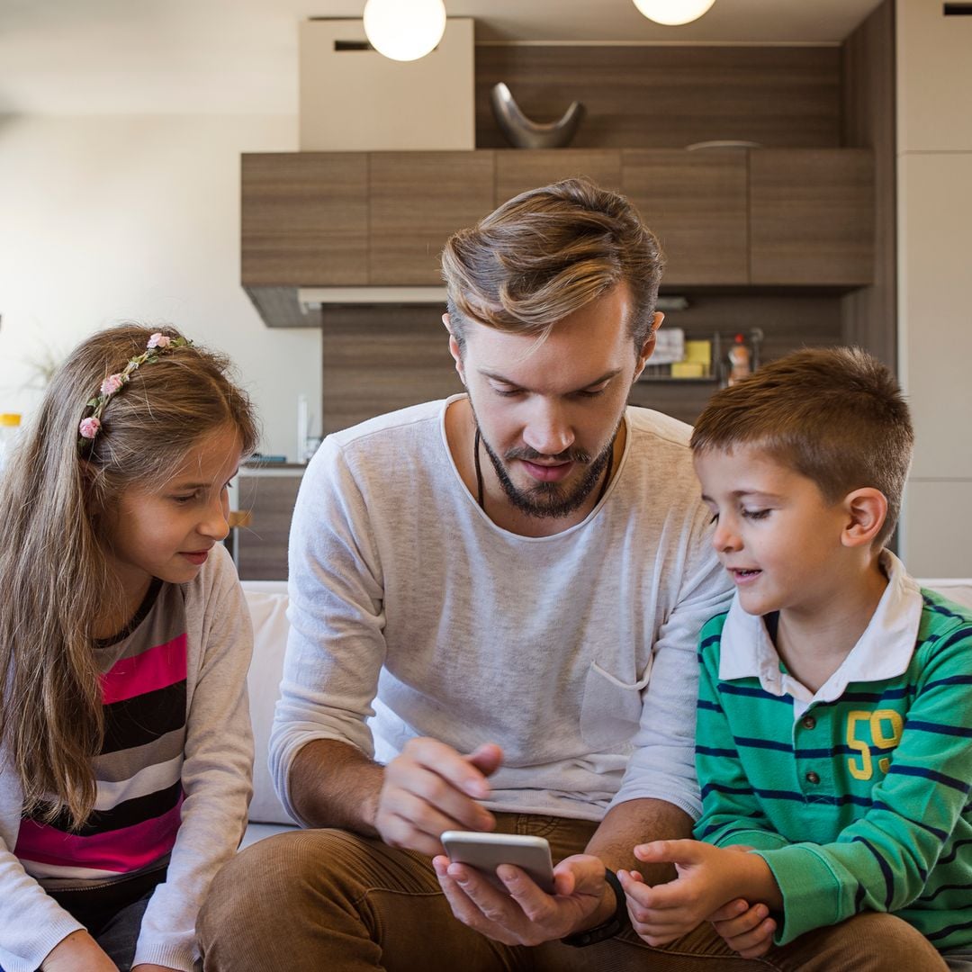 Un plan digital para toda la familia: ¡conectados y seguros!