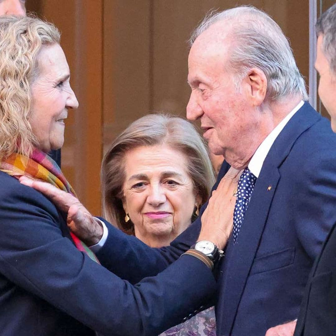 El peculiar ritual de don Juan Carlos y la infanta Elena en su cariñosa despedida