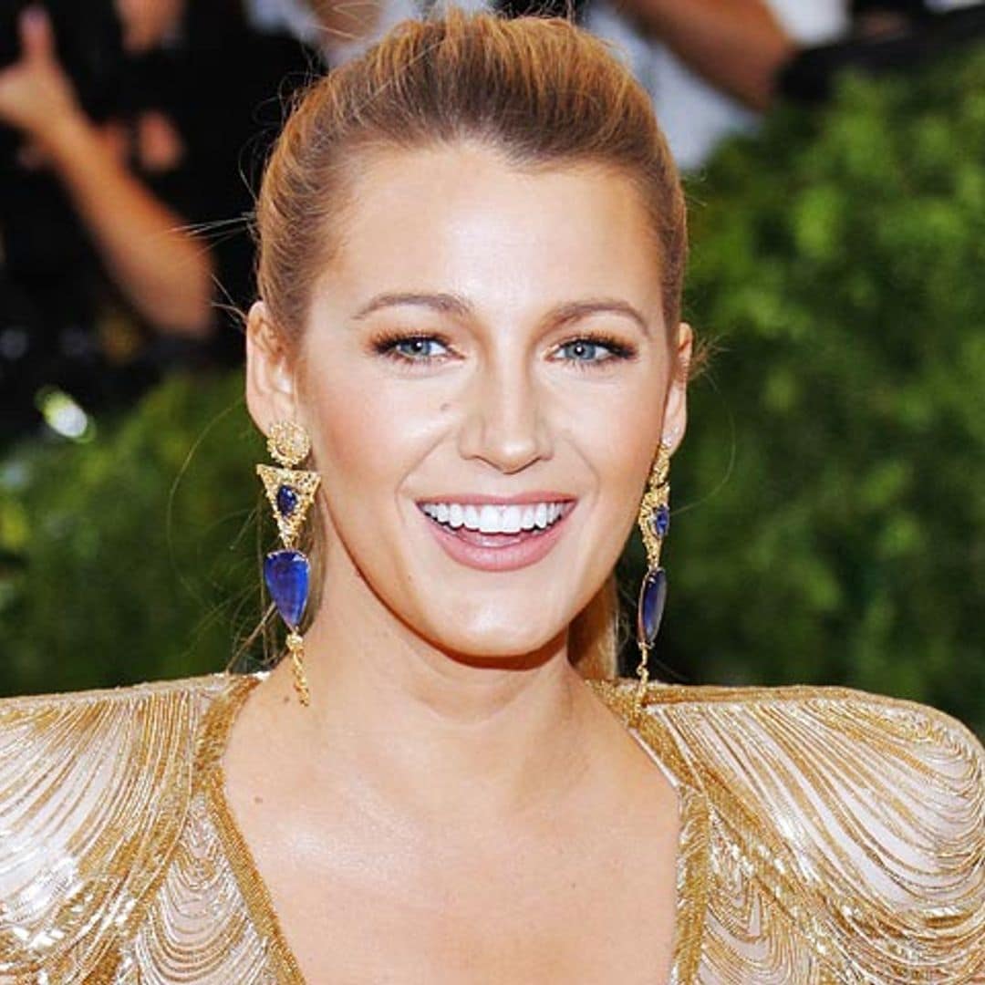 Blake Lively convence a los lectores de HOLA.com con su estilo Kardashian