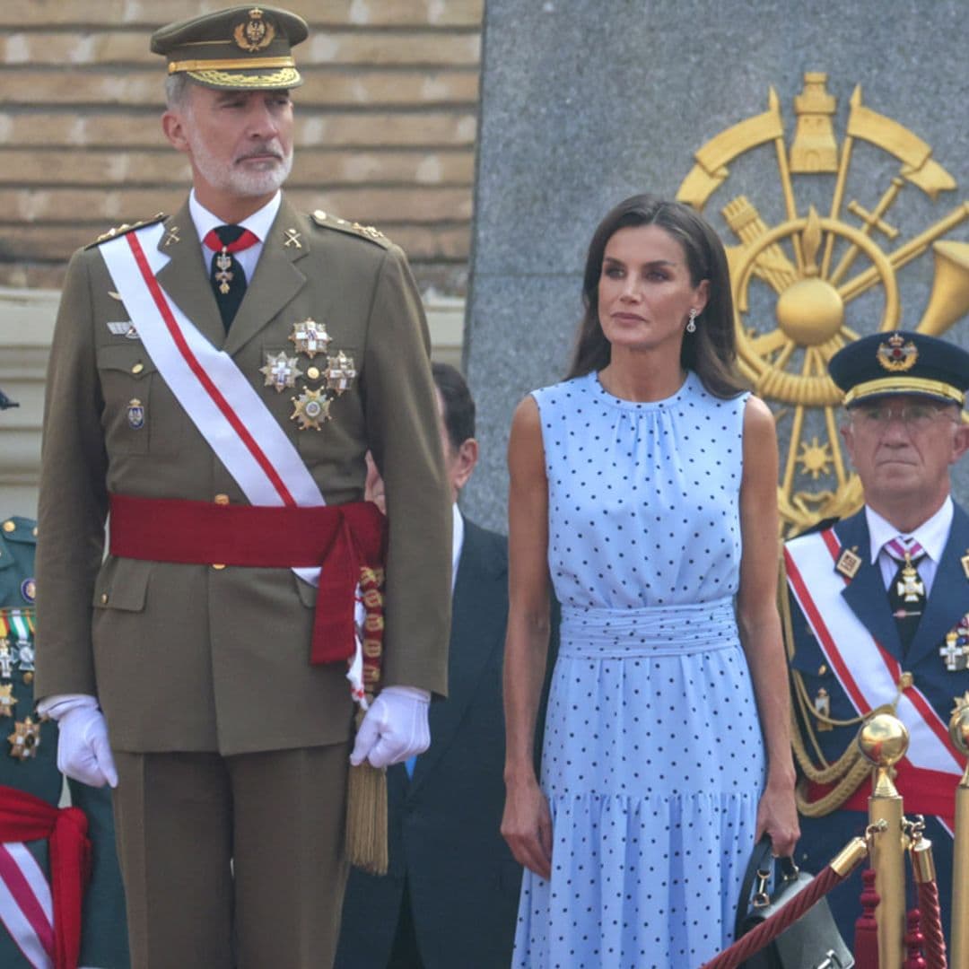 El simbólico vestido español de la reina Letizia en Zaragoza que vimos en otra importante ceremonia militar