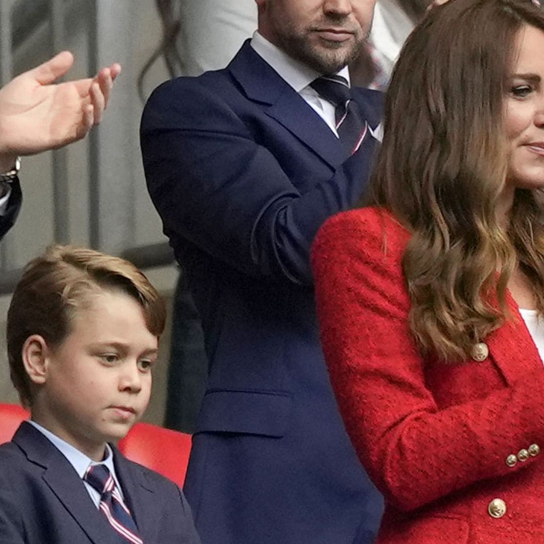 Kate estrena una americana cruzada de Zara que aún puedes encontrar en las rebajas