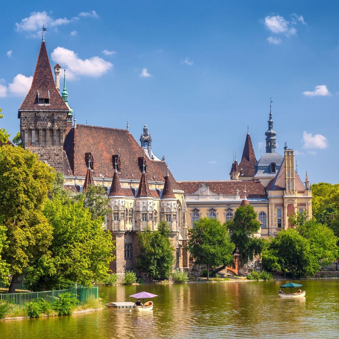 Castillo de Vajdahunyad en el parque de la Ciudad, Budapest