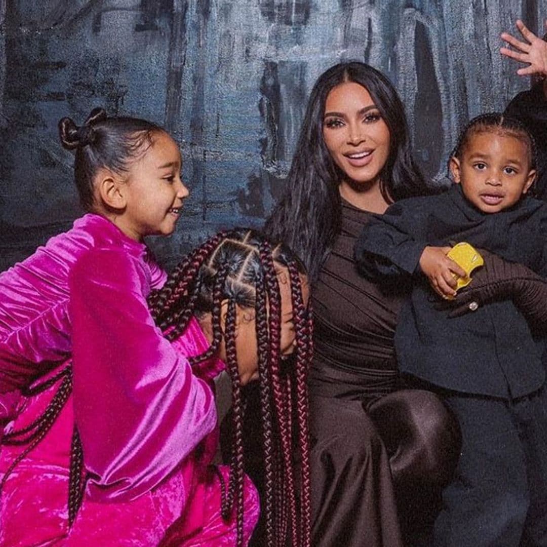 Kim Kardashian abre el álbum de su primera Navidad tras pedirle el divorcio a Kanye West