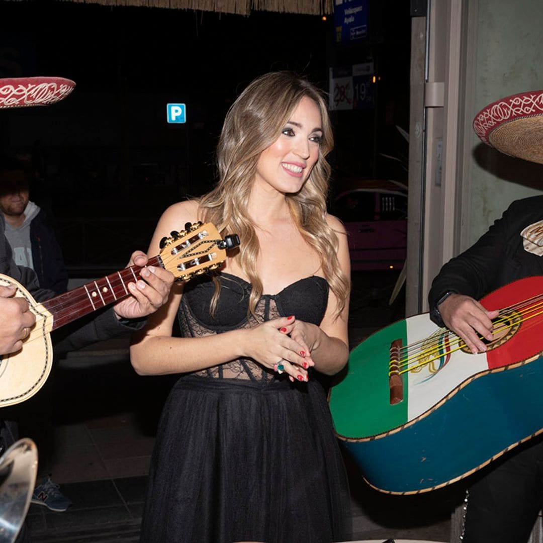 Con el corazón roto tras su ruptura, una enorme limusina rosa y mariachis: Marta Riesco celebra su cumpleaños a lo grande