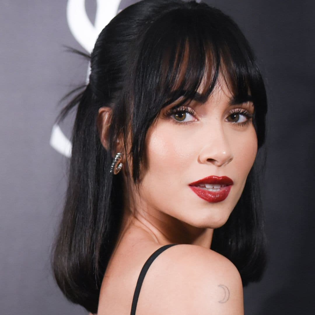 Consigue el labial rojo de Aitana y otras opciones de tendencia que cuidan tus labios