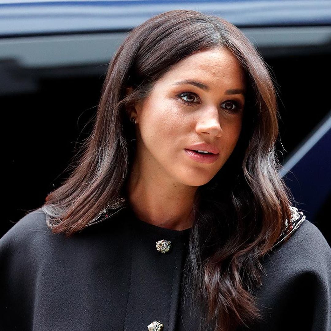 Meghan Markle deja un mensaje manuscrito en la corona de flores para Felipe de Edimburgo