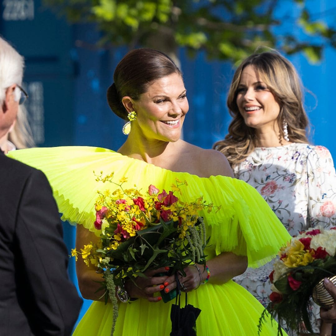 Victoria de Suecia, de princesa a impactante estrella de Hollywood en una gala que la emocionó