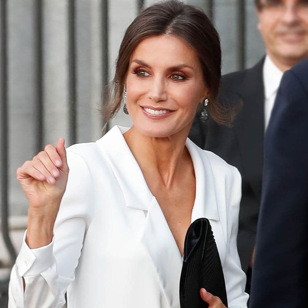 ¿Existe el 'efecto Letizia'? Lo que supone a una firma que la Reina lleve sus diseños