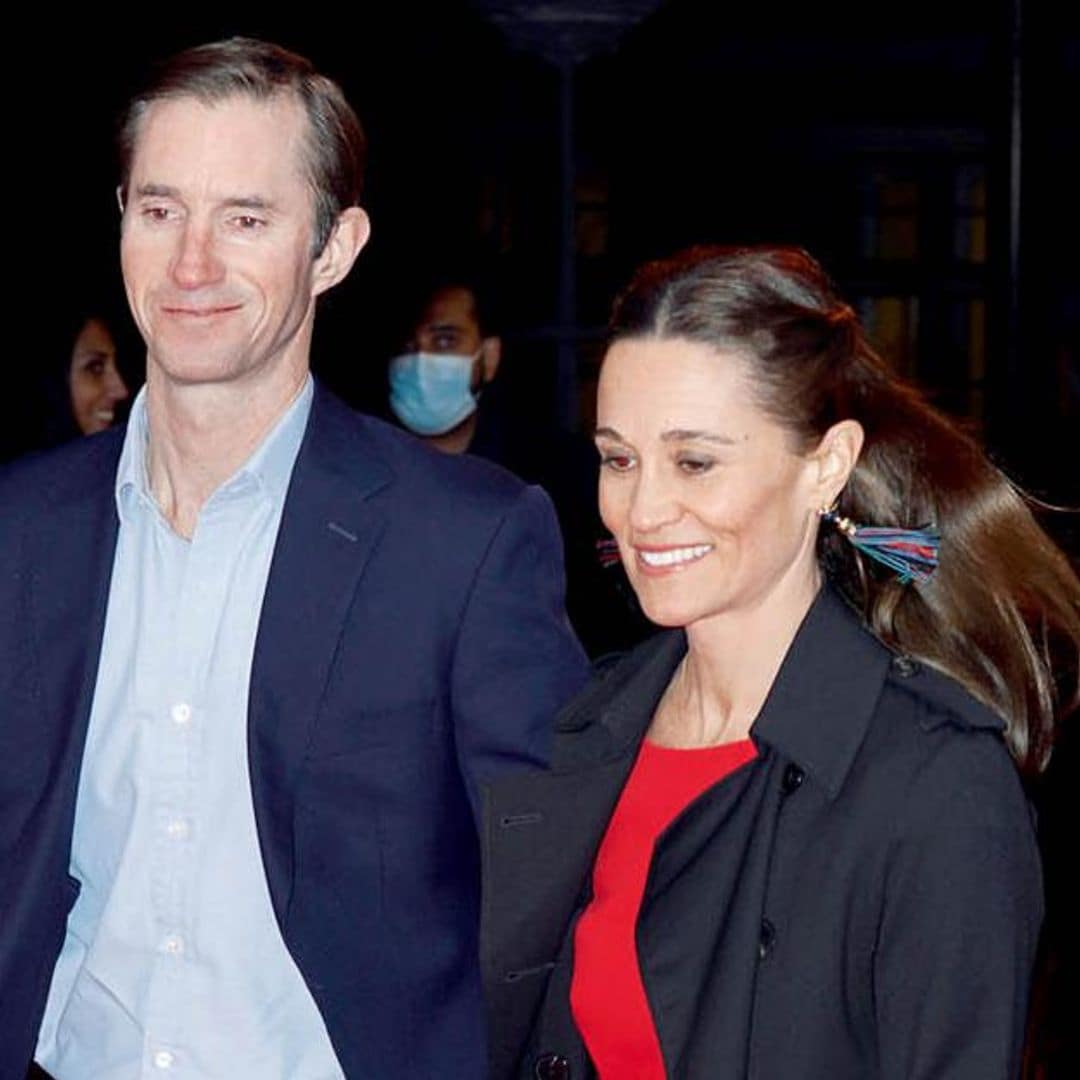 Pippa Middleton apuesta todo al rojo para una divertida noche de circo