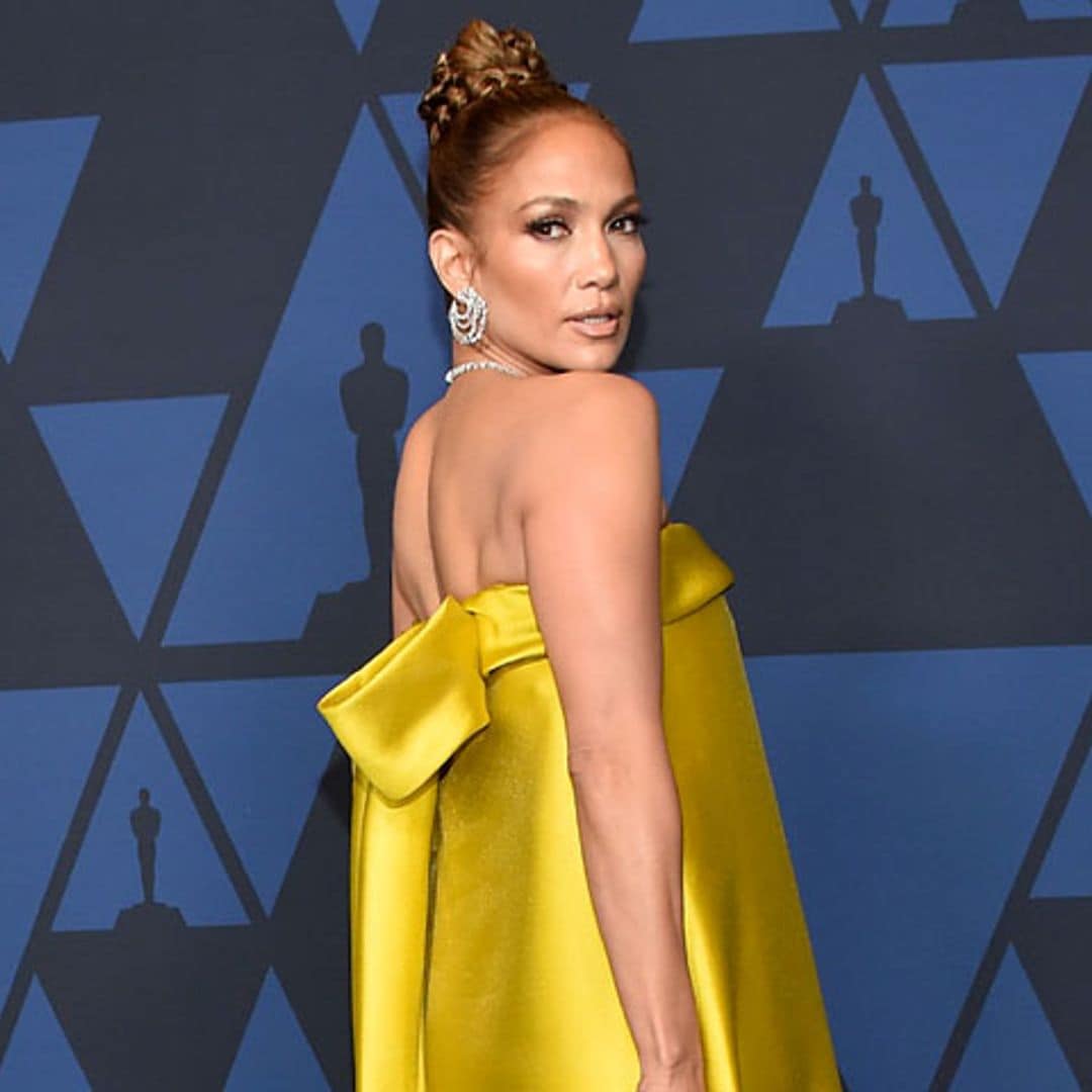 Jennifer Lopez cambia de registro y dice adiós a sus vestidos ceñidos