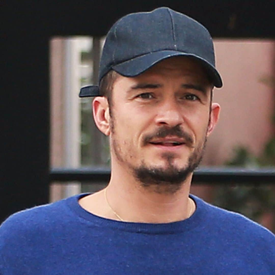 Cánticos budistas y colágeno para desayunar: la rutina de Orlando Bloom que se ha hecho viral