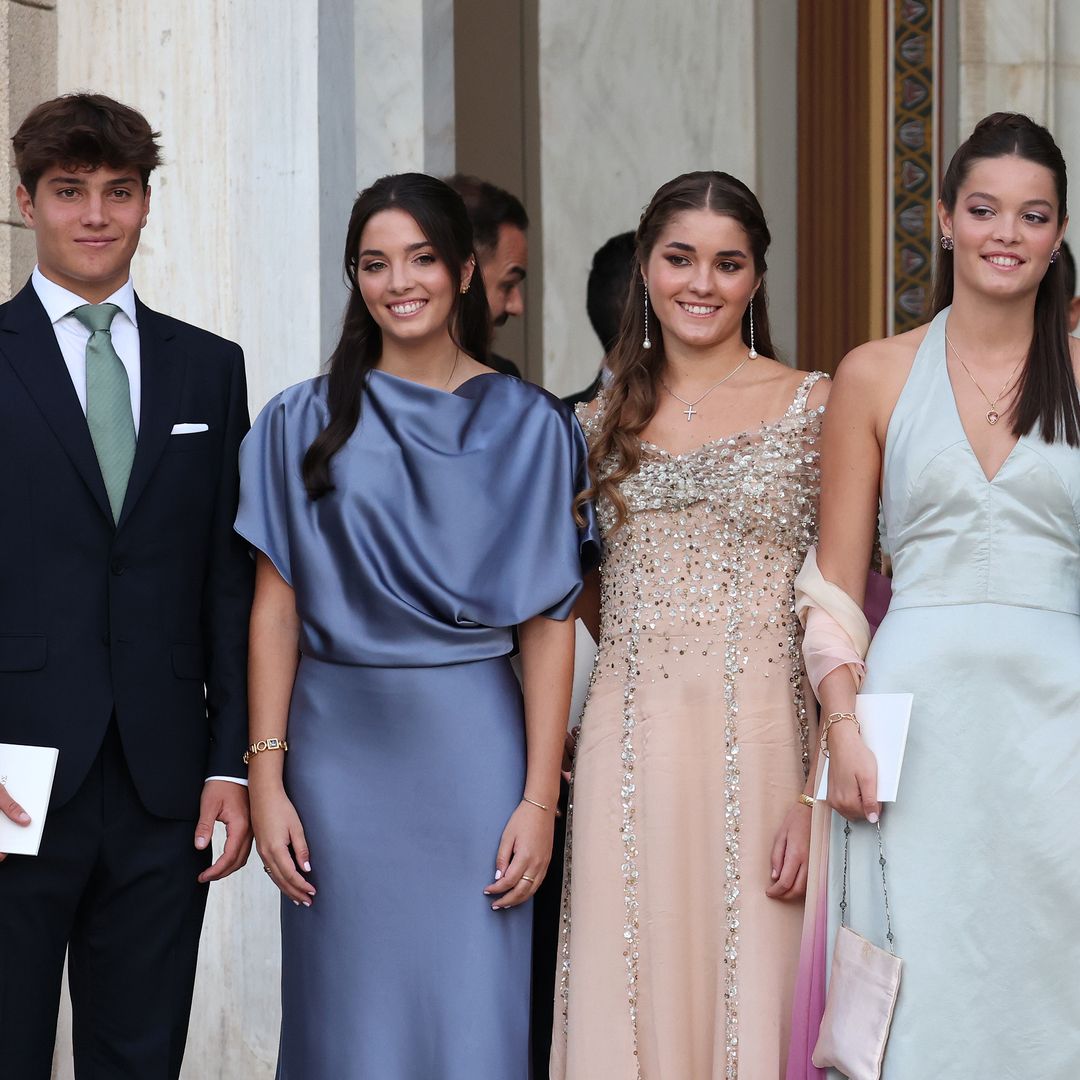 Felipe de Grecia, Nina Flohr , Carlos Morales y Alexia de Grecia con sus hijos salen de la Catedral de Atenas donde han asistido al enlace matrimonial entre Teodora de Grecia y Matthew Kumar, a 28 de septiembre de 2024, en Atenas (Grecia)