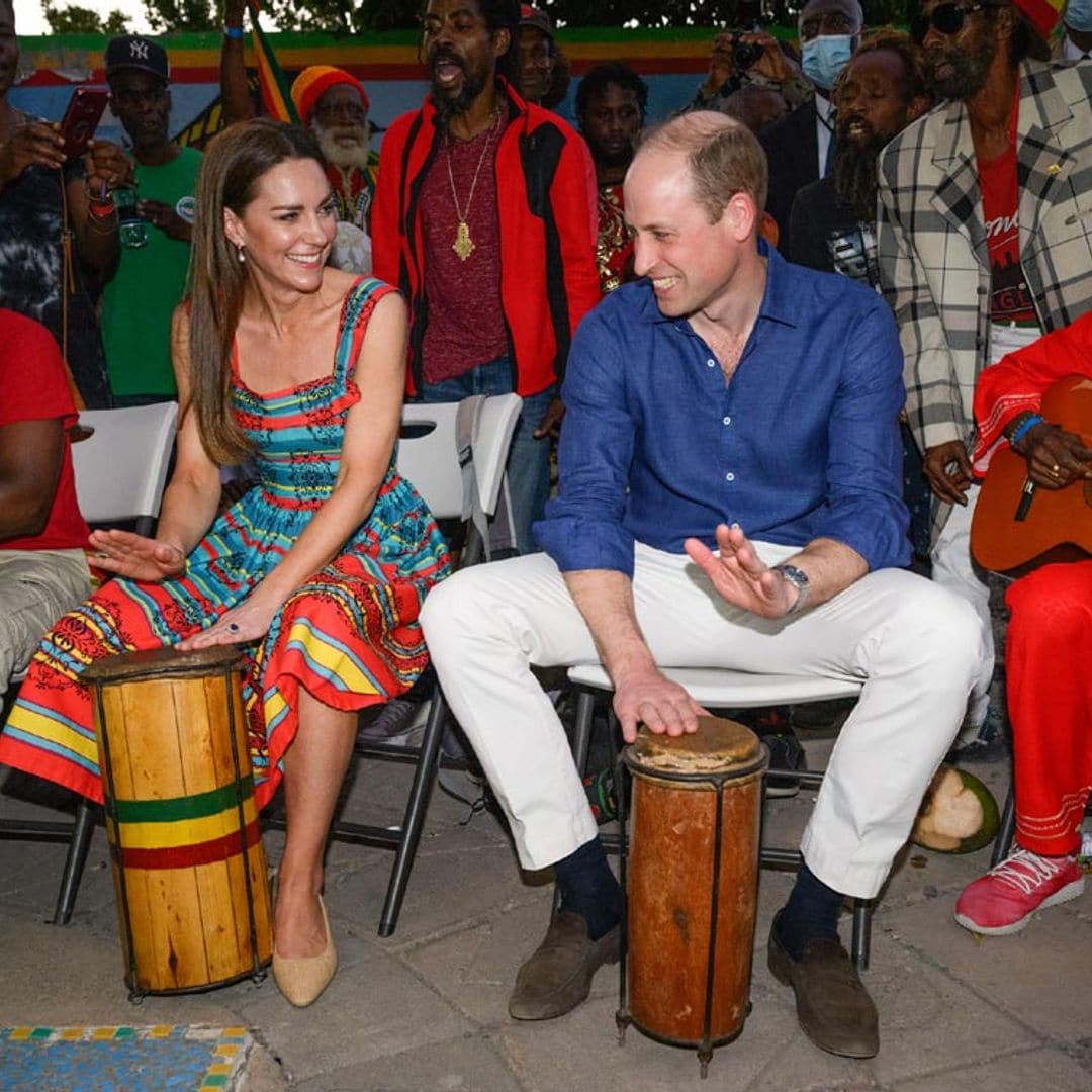 Los duques de Cambridge visitan la casa de Bob Marley y se hacen un divertido 'selfie' en su primera jornada en Jamaica